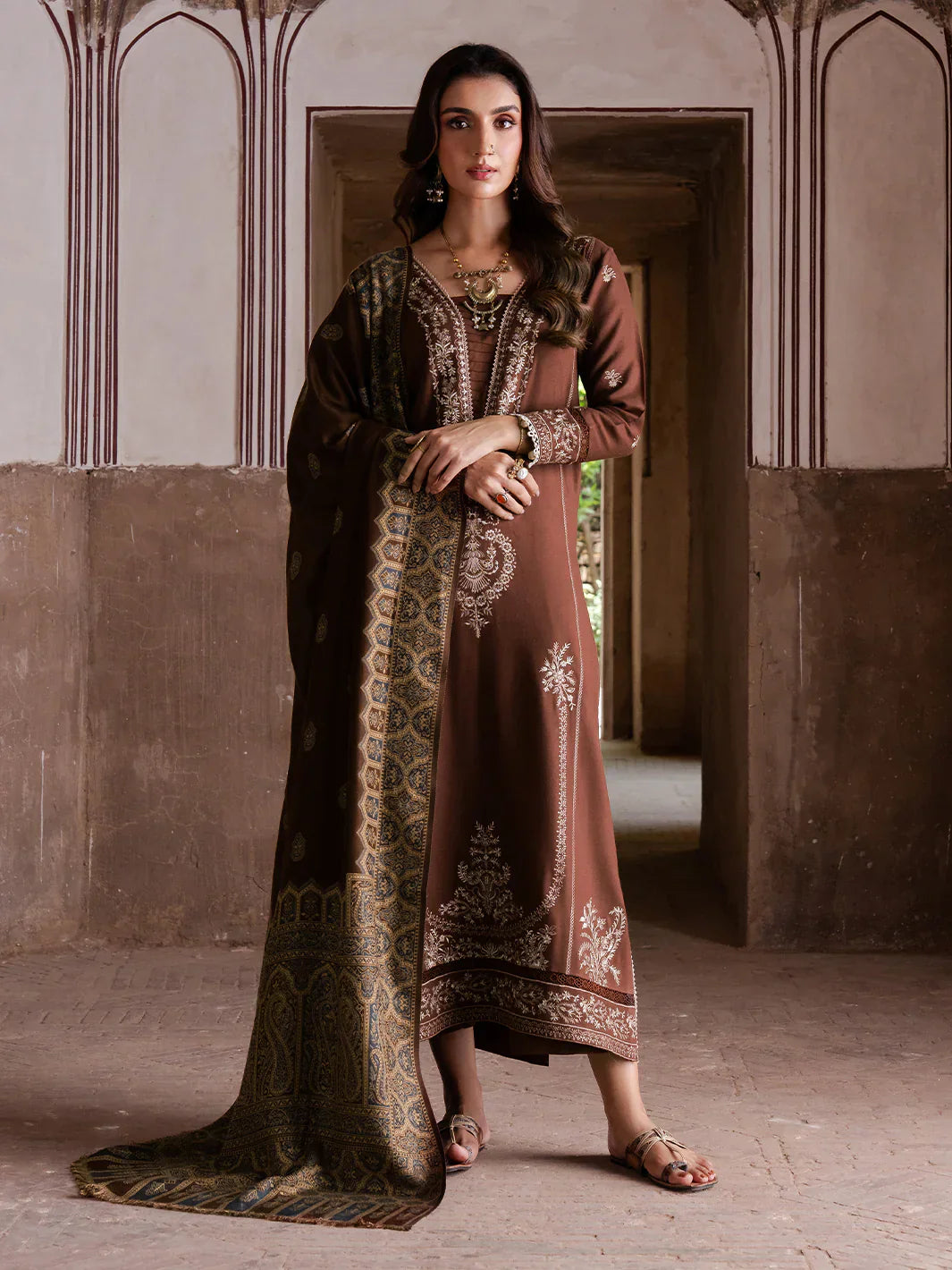 MANZIL- BG842
