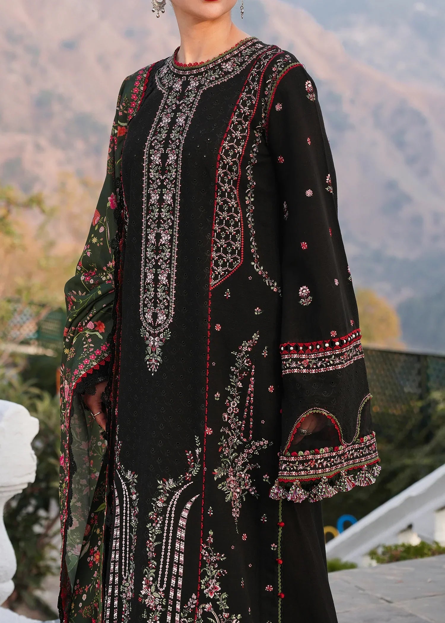 ZOBIA 3PC LAWN UNSTITCHED -  BG852