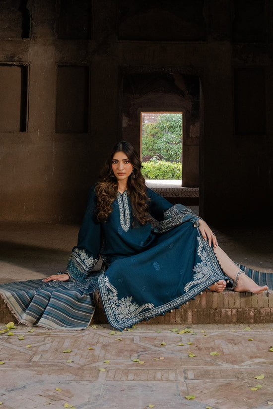 3 PC EMBROIDERED SUIT -BG845