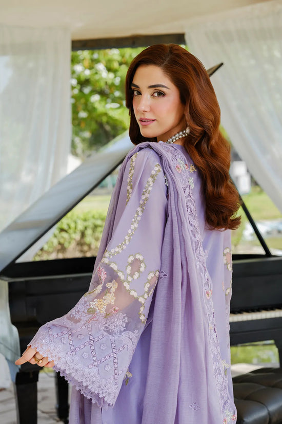 3PC EMBROIDERED LAWN SUIT - 6161