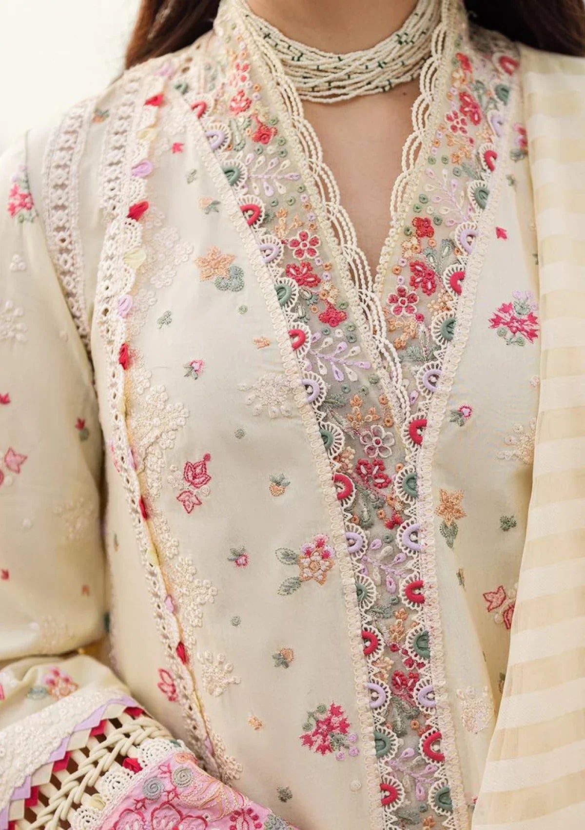 3PC EMBROIDERED LUXURY LAWN -ANS025